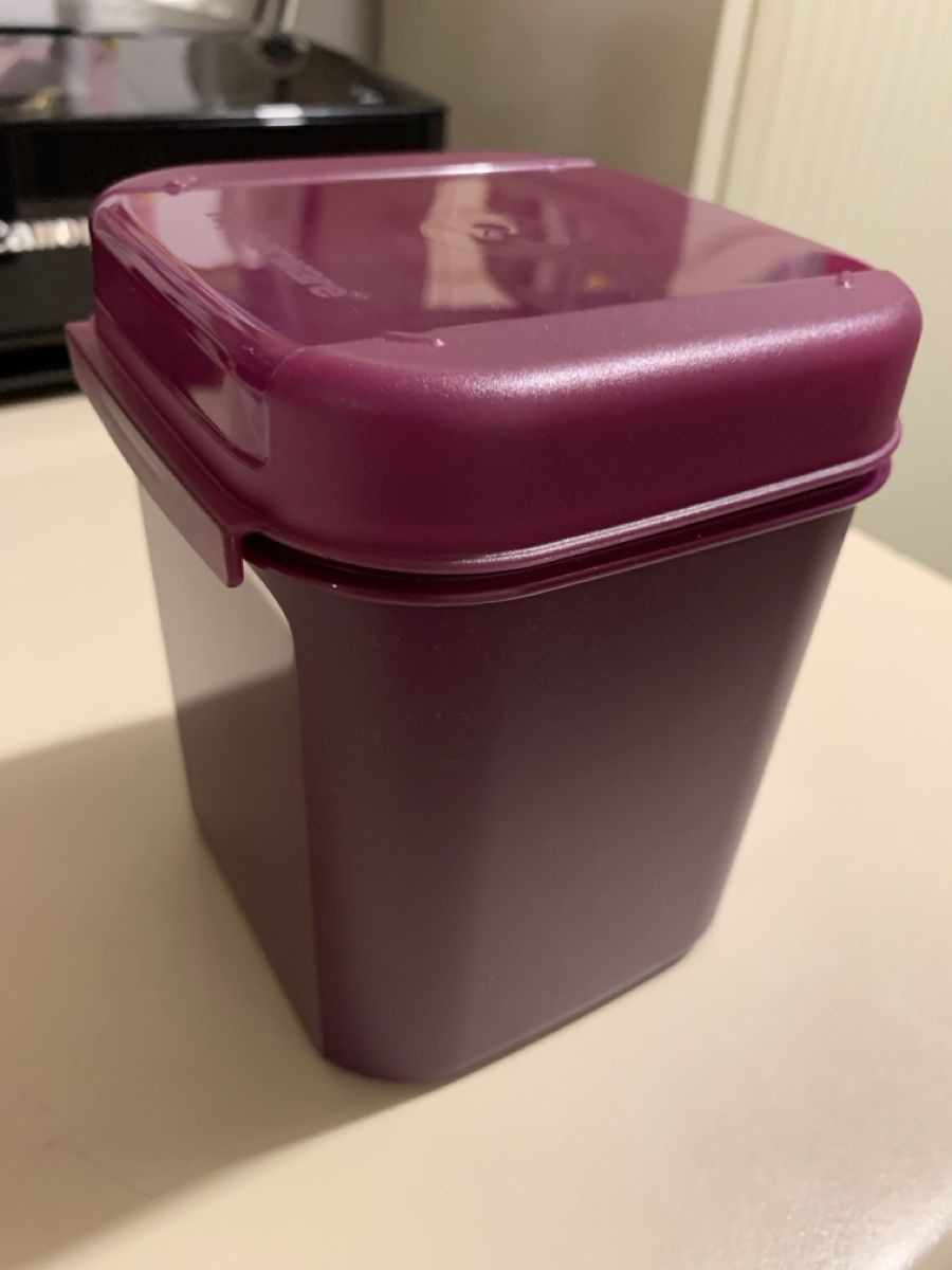 Tupperware Contenitori & Simili: Tupperware Behälter 1.2 Liter – Nuovo e nell'imballaggio originale da Bonaduz venduto da Schnueff0