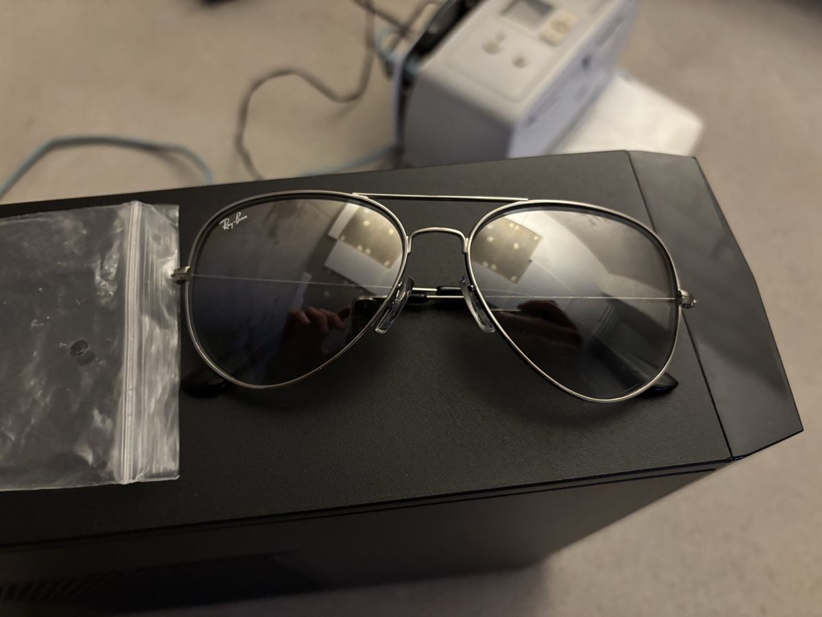 Ray-Ban Brillen & Gläser: Sonnenbrille Ray-Ban Aviator silberfarben – Neu und originalverpackt aus Nänikon von Naruto90