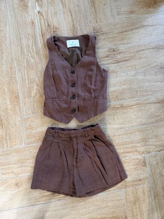 Stradivarius Weste und Shorts Set braun Grösse XS/32