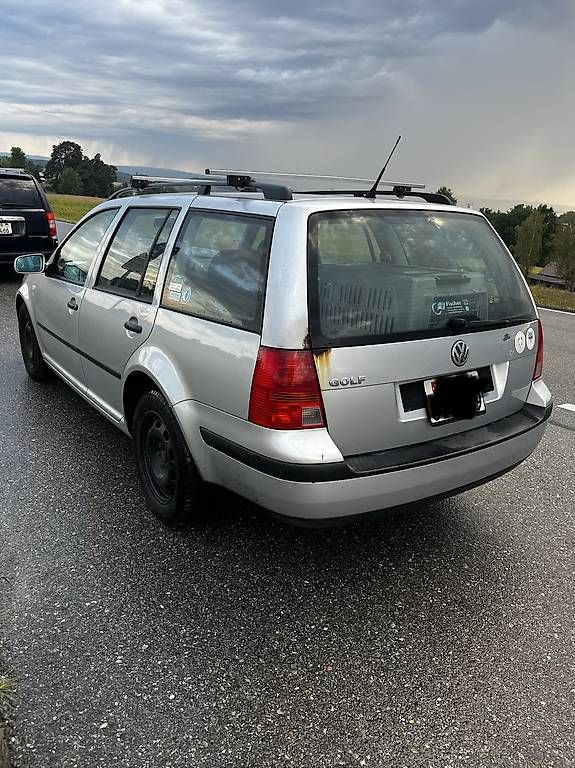 VW Autos: VW Golf – D'occasion à oberschrot par naendu96 2