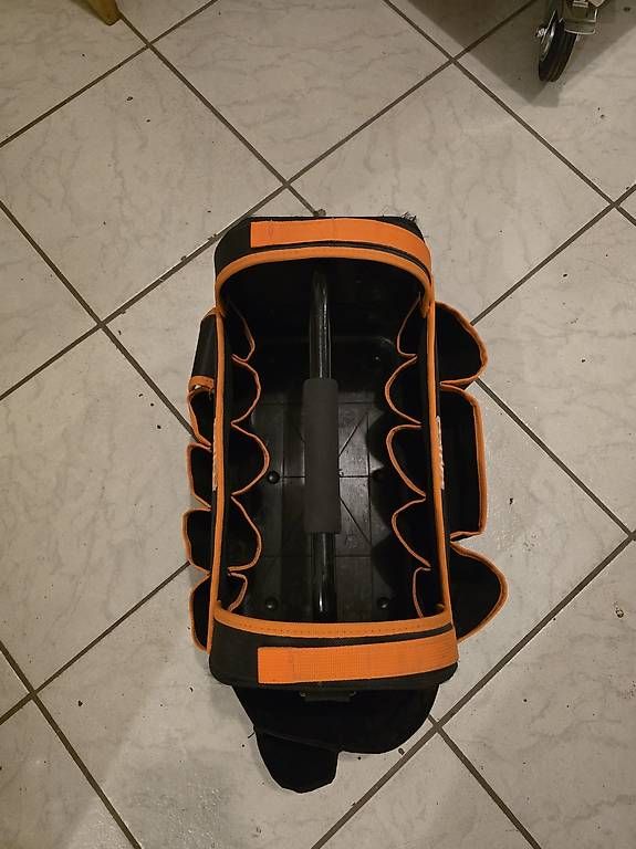 Alle Werkzeuge: Werkzeugtasche – Gebraucht aus Finsterhennen von sim_6v75 2