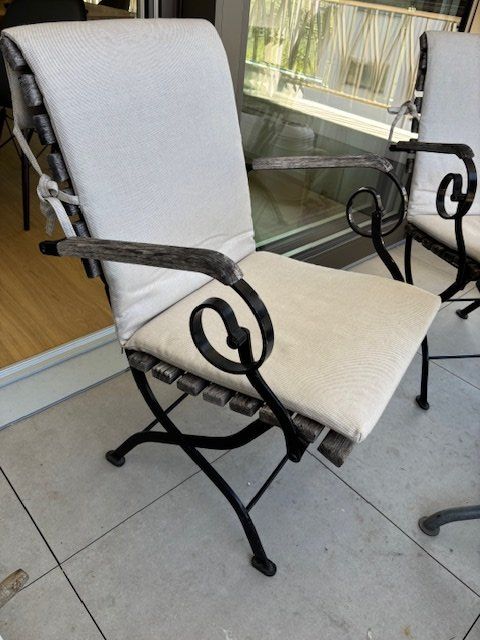 Set di tavolo e panche: Gartenmöbel Set "Vintage" – Usato da Rafz venduto da Domimir
