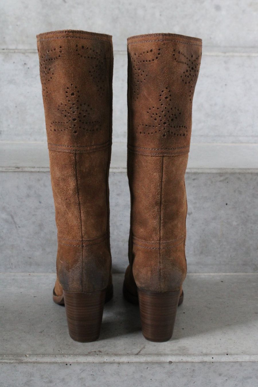 Prada Scarpe da donna: Car Shoe by Prada Suede Leather Boots – Usato da St. Gallen venduto da look-twice 5