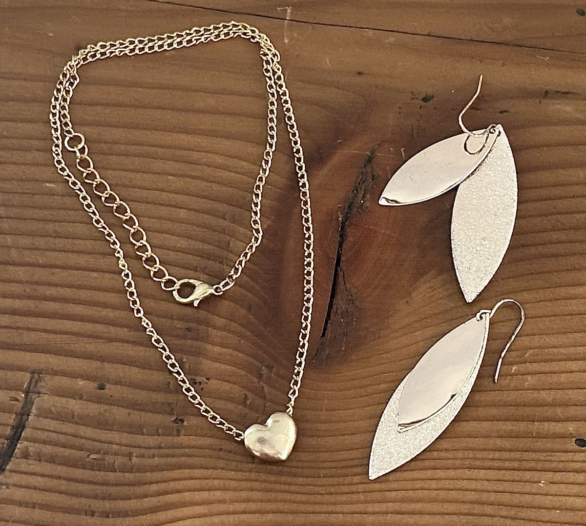 Altri gioielli: Ohrschmuck und Halskettchen – Usato da Otelfingen venduto da Jupi07