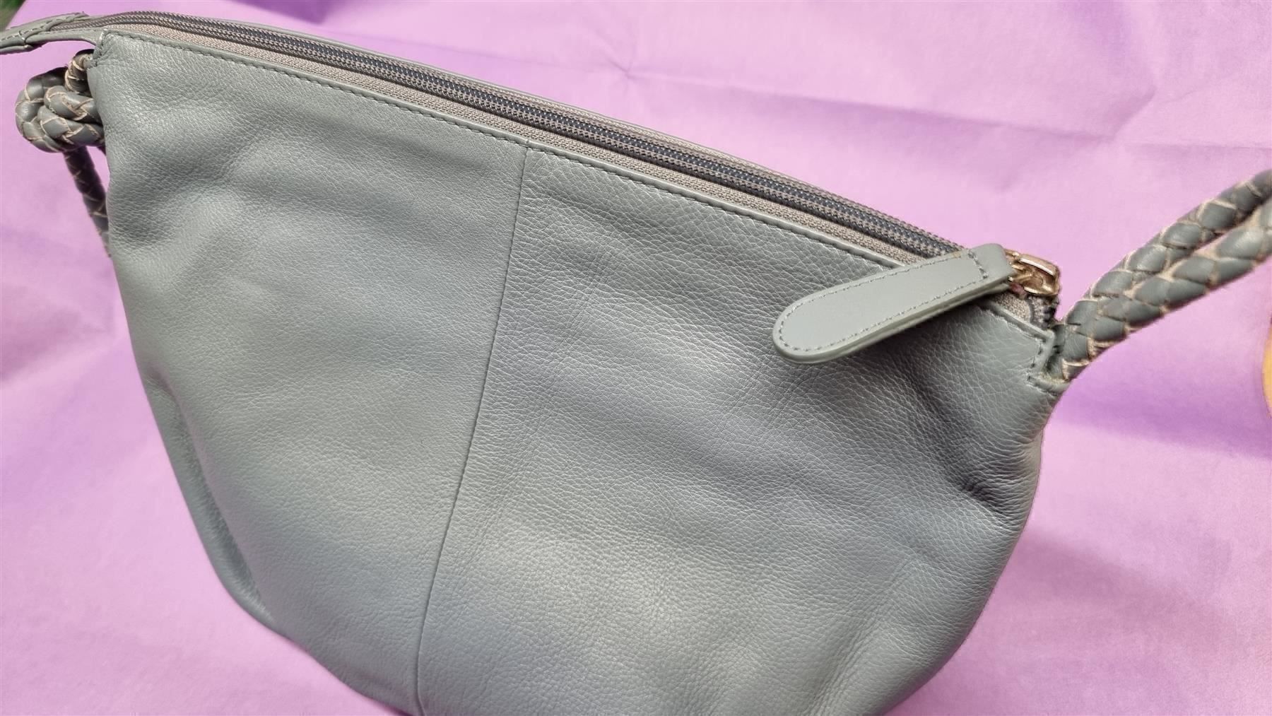 Borse da donna: Handtasche aus Leder in blau – Nuovo (secondo la descrizione) da Rebstein venduto da James-Dean 7