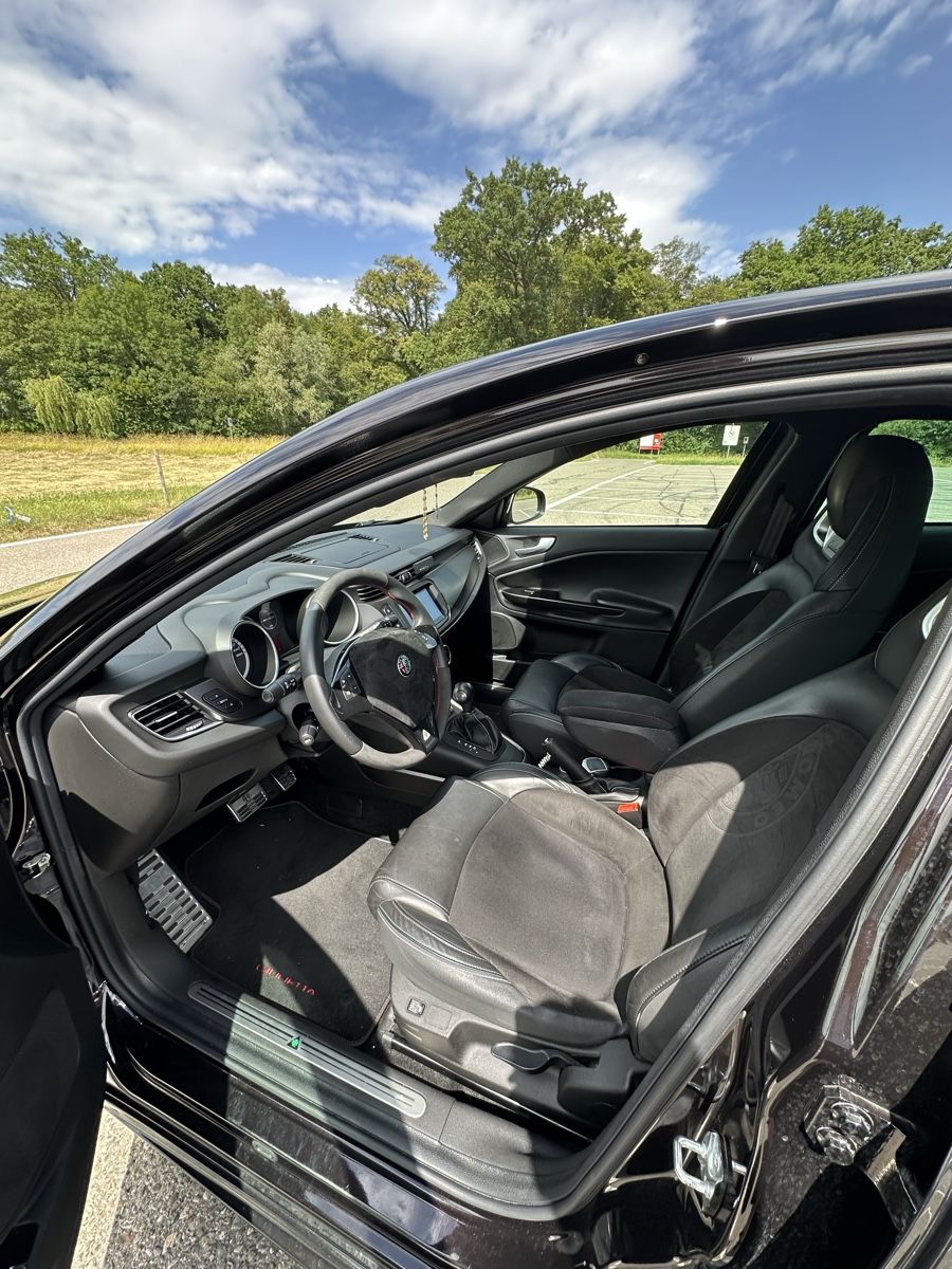 Alfa Romeo Automobili: Alfa Romeo Giulietta Quadrifoglio – Usato da Niederhasli venduto da Cristian-Peralba 4