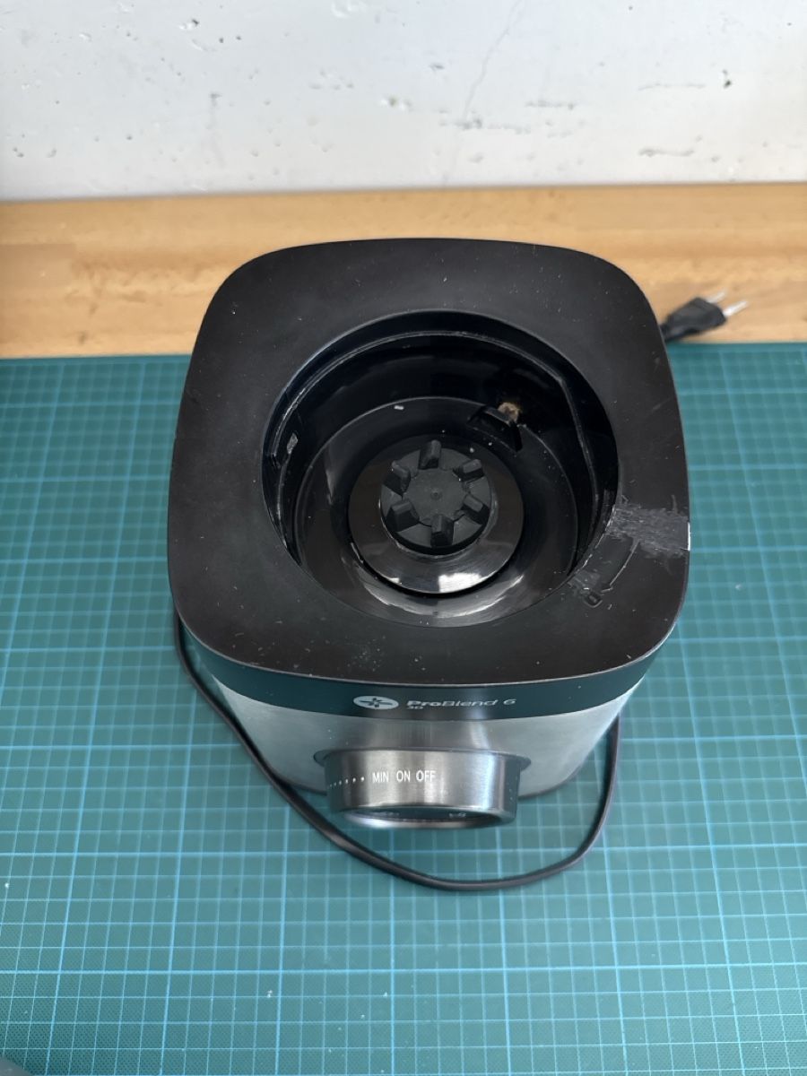 Philips Elettrodomestici da cucina: Philips ProBlend 6 Ohne Behälter – Usato da Luzern venduto da Andrinos 1