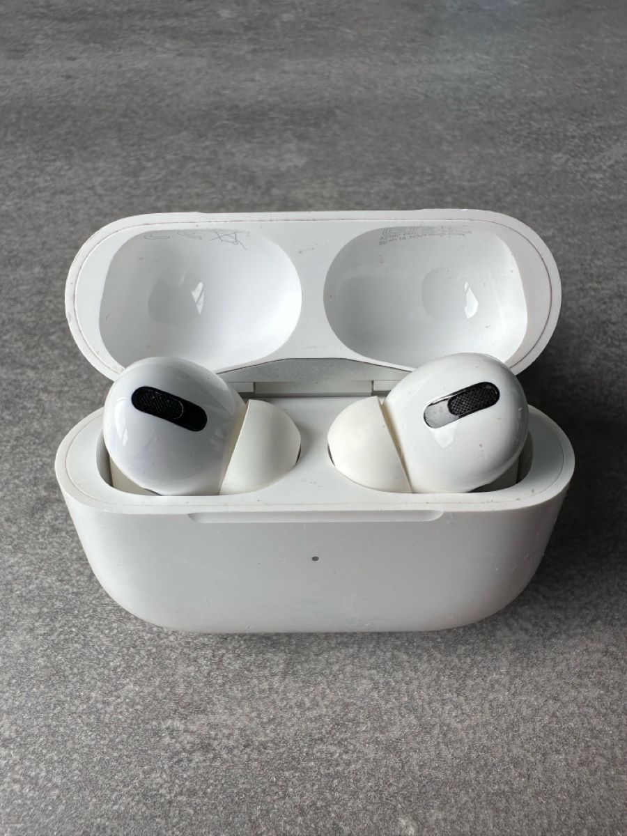Apple Cuffie: AirPods Pro Original – Usato da Le Lignon venduto da fab_w9jj