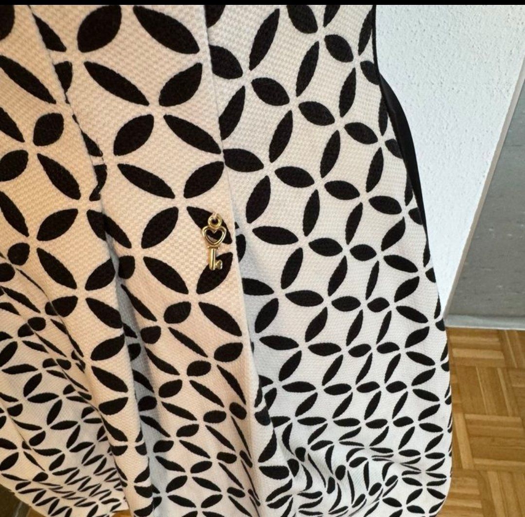 Kleider: RINASCIMENTO Kleid Gr.M – Neu (gemäss Beschreibung) aus Zürich von Rae0850 1