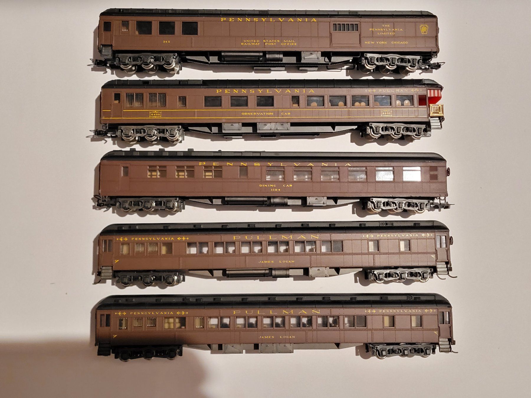 Rivarossi Modellini di ferrovie: Lot de 5 wagons Pullman Pennsylvania HO Varrossi Oldtimer – Usato da La Tour-de-Peilz venduto da estelle69