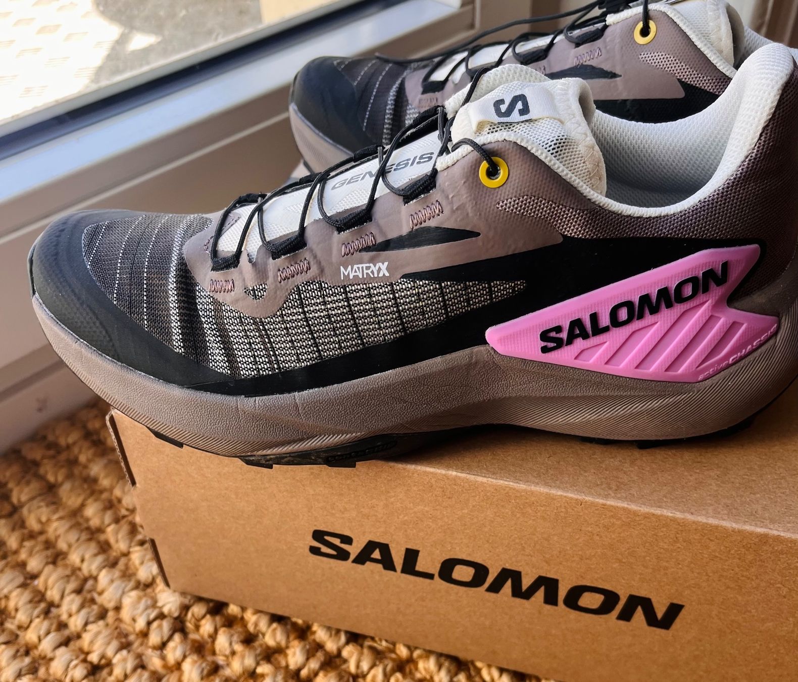 Salomon Scarpe da donna: Salomon Genesis Laufschuh Gr. 38 – Nuovo (secondo la descrizione) da Basel venduto da oli_hpw7