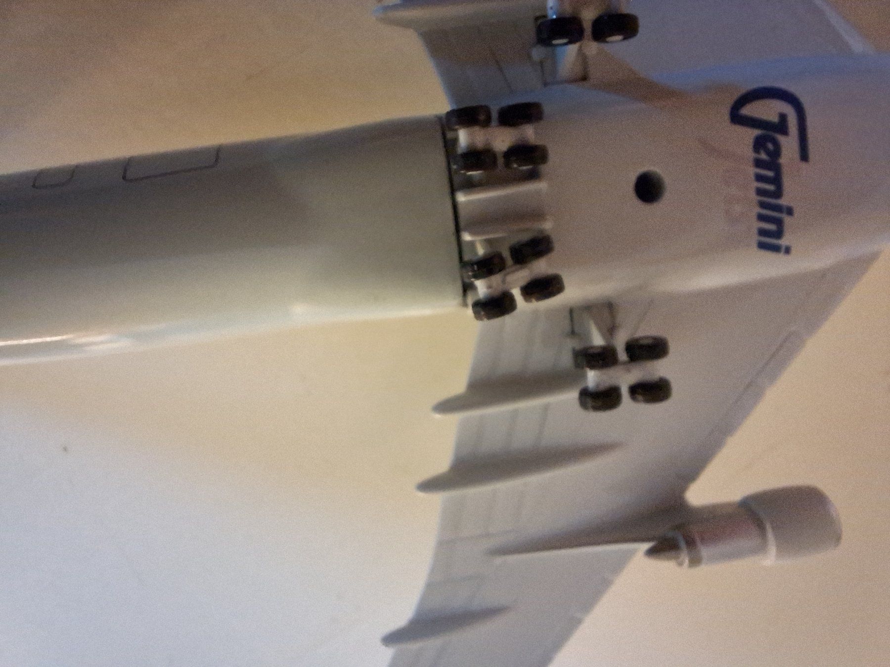 Boeing Kit di modellismo & Modellini statici: Evergreen International Boeing 747 1:400 – Usato da Sargans venduto da nicsam1815 2