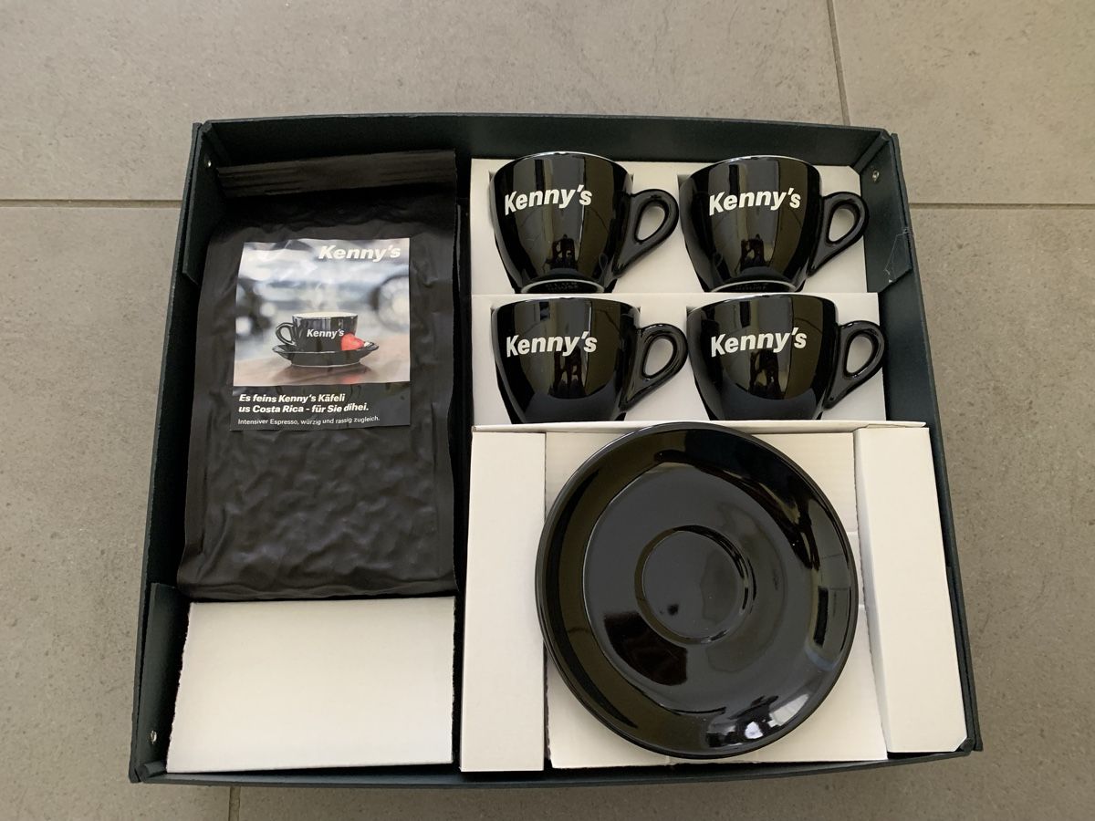 Set di piatti: Kaffeset Kenny‘s – Nuovo e nell'imballaggio originale da Pieterlen venduto da aebid