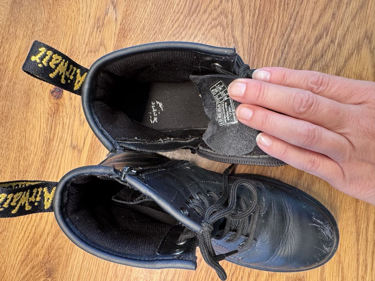 Dr. Martens Scarpe per ragazzi: Dr. Martens Boots Grösse 36   – Usato da Niederbüren venduto da Oetschli 8