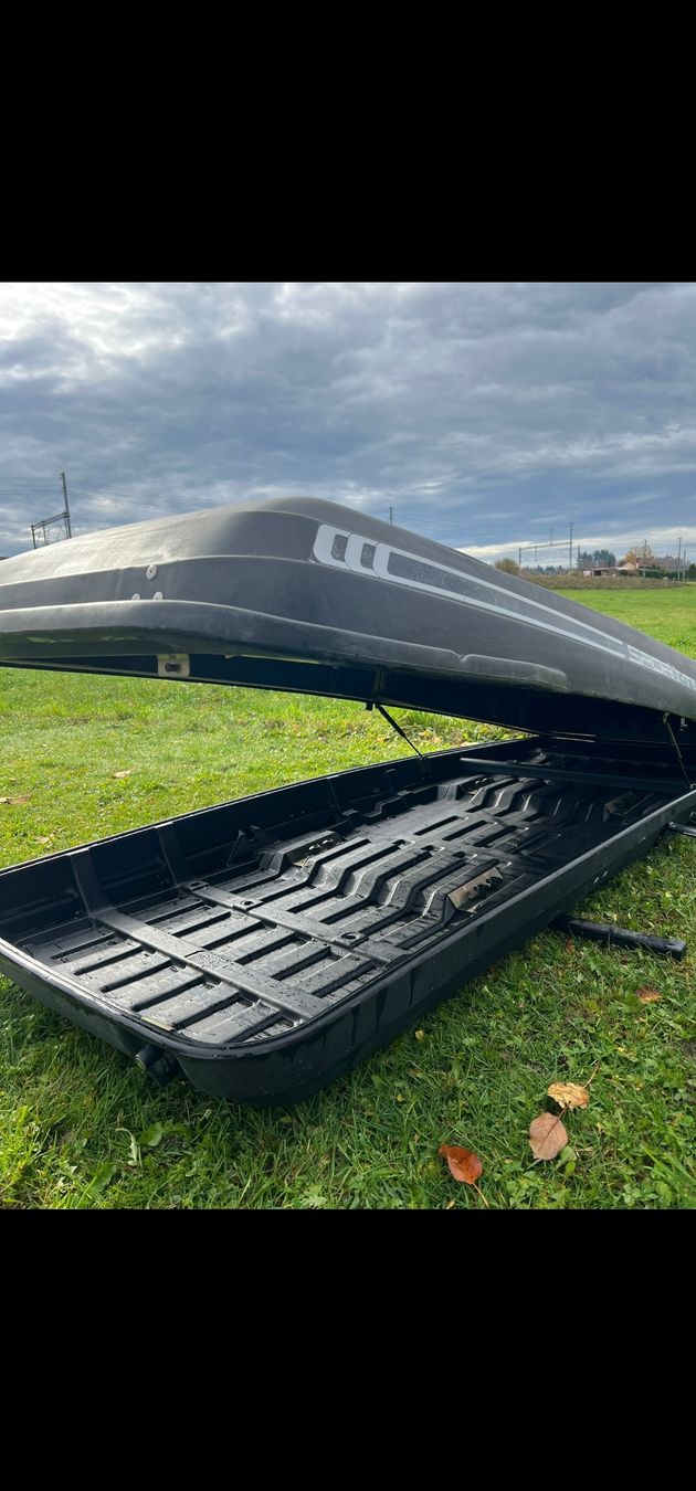 Thule Box da tetto: Massive Thule Dachbox – Usato da Schüpbach venduto da tik_9cjk