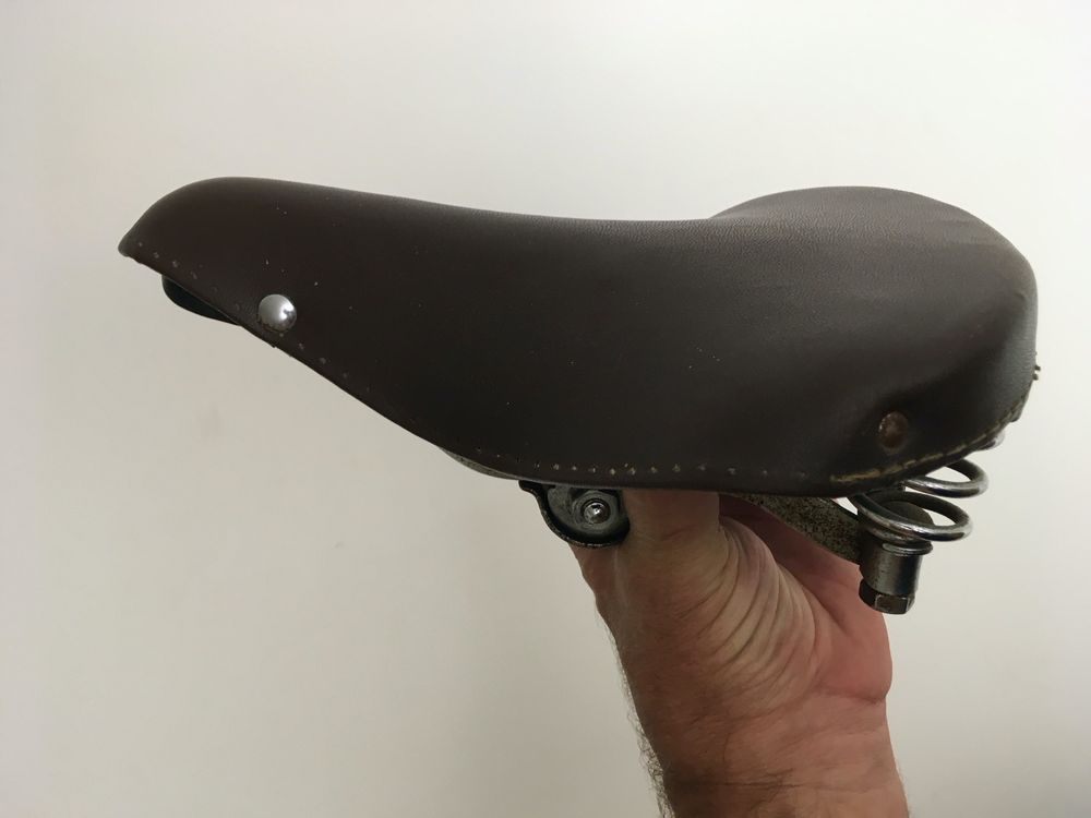 Pezzi di ricambio: alter Velosattel. 70ig Jährig – Usato da Rheineck venduto da emma.gut 2