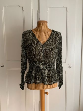 Blusenoberteil mit Animalprint - 36