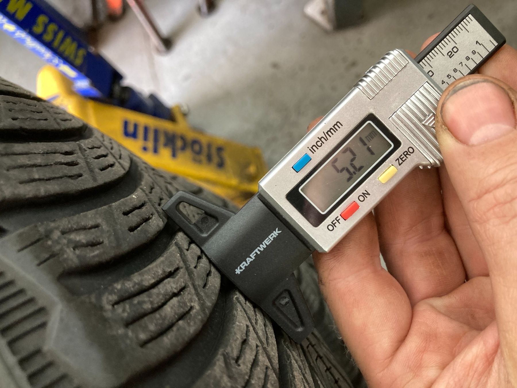 Ford Pneus & Kompletträder: Ford Kuga Winterräder 225/65R17 – Gebraucht aus Cham von WB2223 7