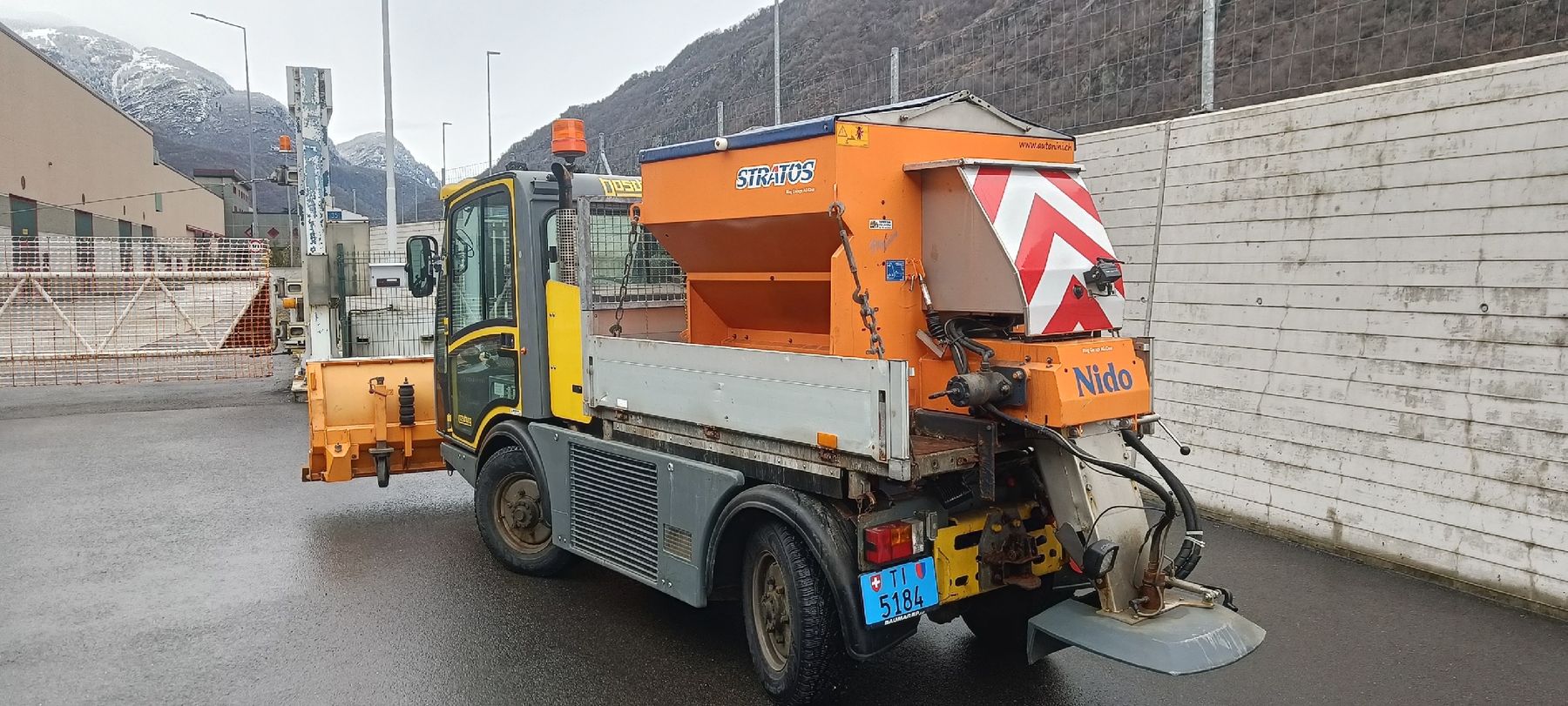 Nutzfahrzeuge: Boschung pony p4 – Gebraucht aus Giornico von dio_zn5d 2