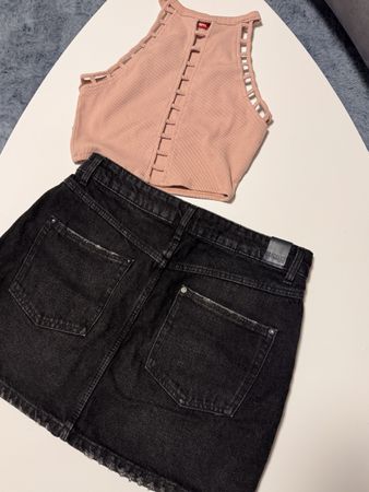 Ensemble d'été : top ajouré + jean noir taille haute