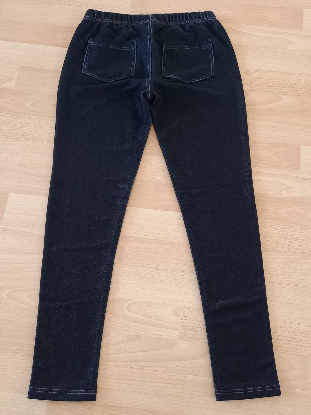 Pantaloni: Schwarze Treggings in Grösse S – Usato da Obernau venduto da Corolli 1