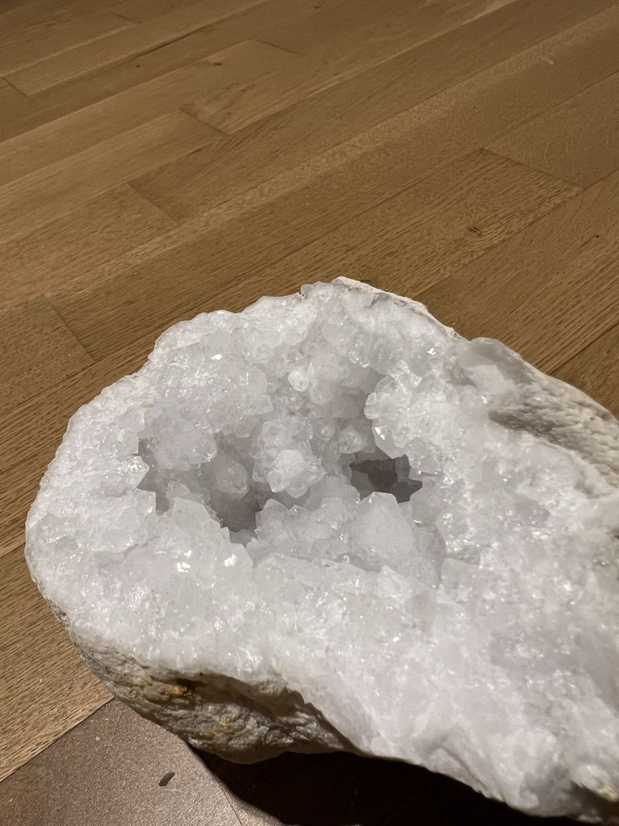Minerali & Pietre curative: Schöner Kristall Geode - 1.9kg – Usato da Altendorf venduto da wqv_97 4