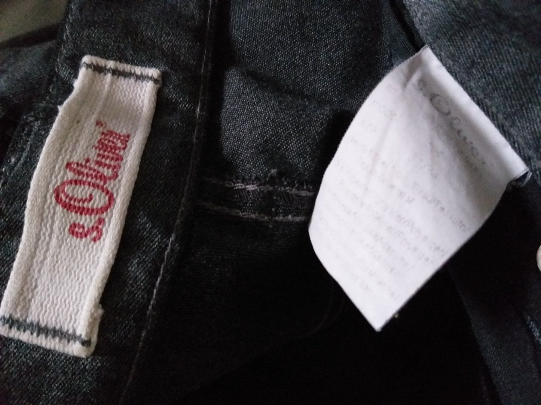 S.Oliver Jeans: S. OLIVER Jeans taille / Grosse 31 – D'occasion à Cossonay-ville par Super-Price-Quality 9