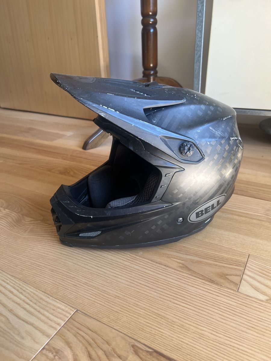 Bell Helme: Bell Full-9 Grösse M – Gebraucht aus Obernau von VonNino