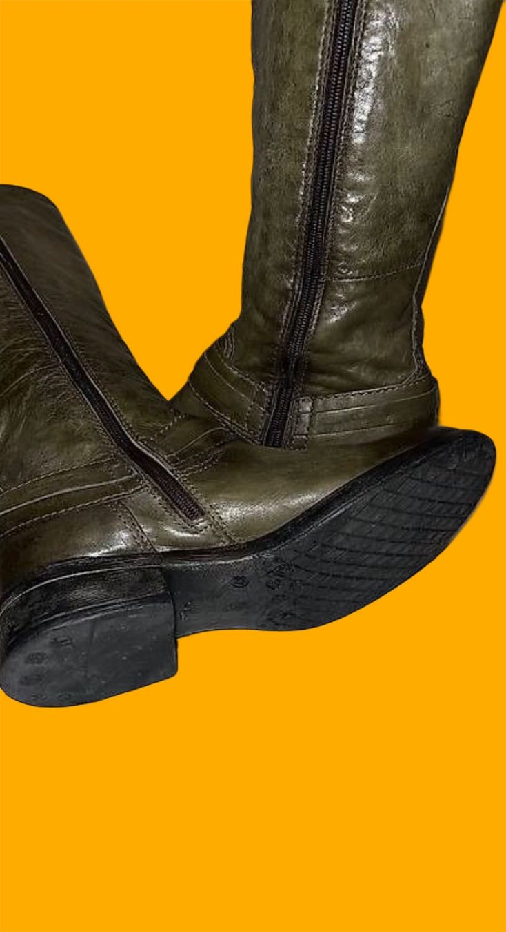 Damenschuhe: MIUS  Leder Stiefel Olivegrün – Gebraucht aus Bützberg von dan_jhn9 5