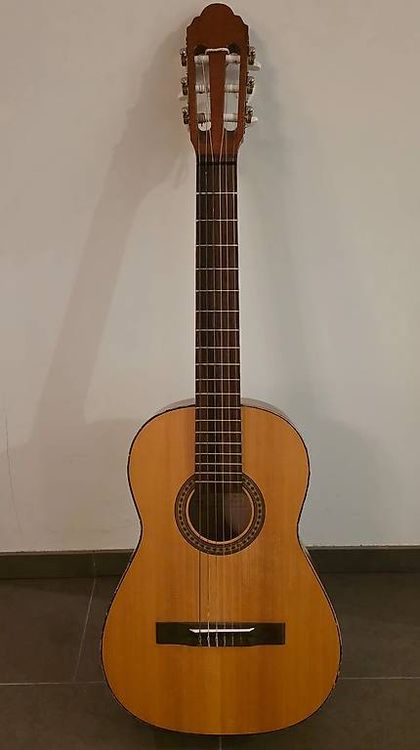 Gitarre Kuscheltier – Süße Plüsch-Gitarre Als Deko Oder Spielzeug, 38 Cm, Weich Und Kuschelig