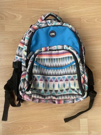 Schulrucksack bunt gemustert mit Air System