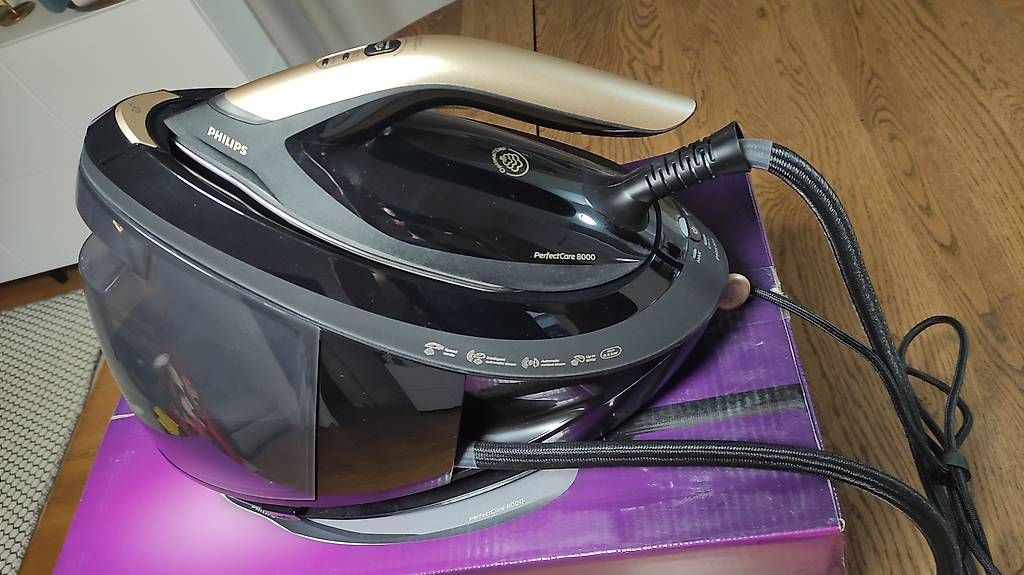 Ferri da stiro: Philips Série 8000 PSG8130/81 – Usato da Bramois venduto da Cucos 1
