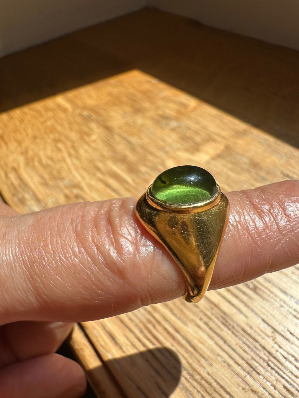 Anelli: Daphine x Monikh Jogi 18kt Peridot ring – Usato da Zürich venduto da Swisspa
