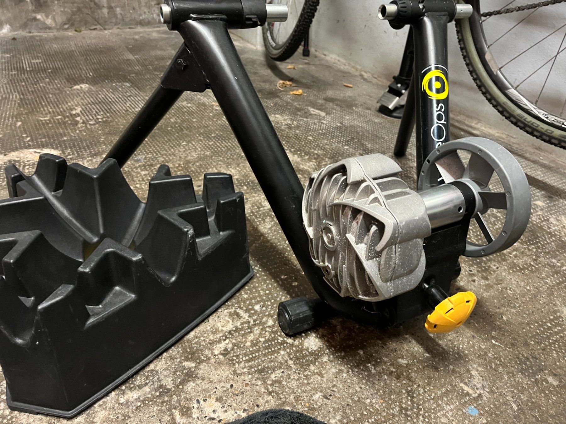 Hometrainer: Fahrrad Rollentrainer CycleOps – Gebraucht aus Basel von marcobph 2