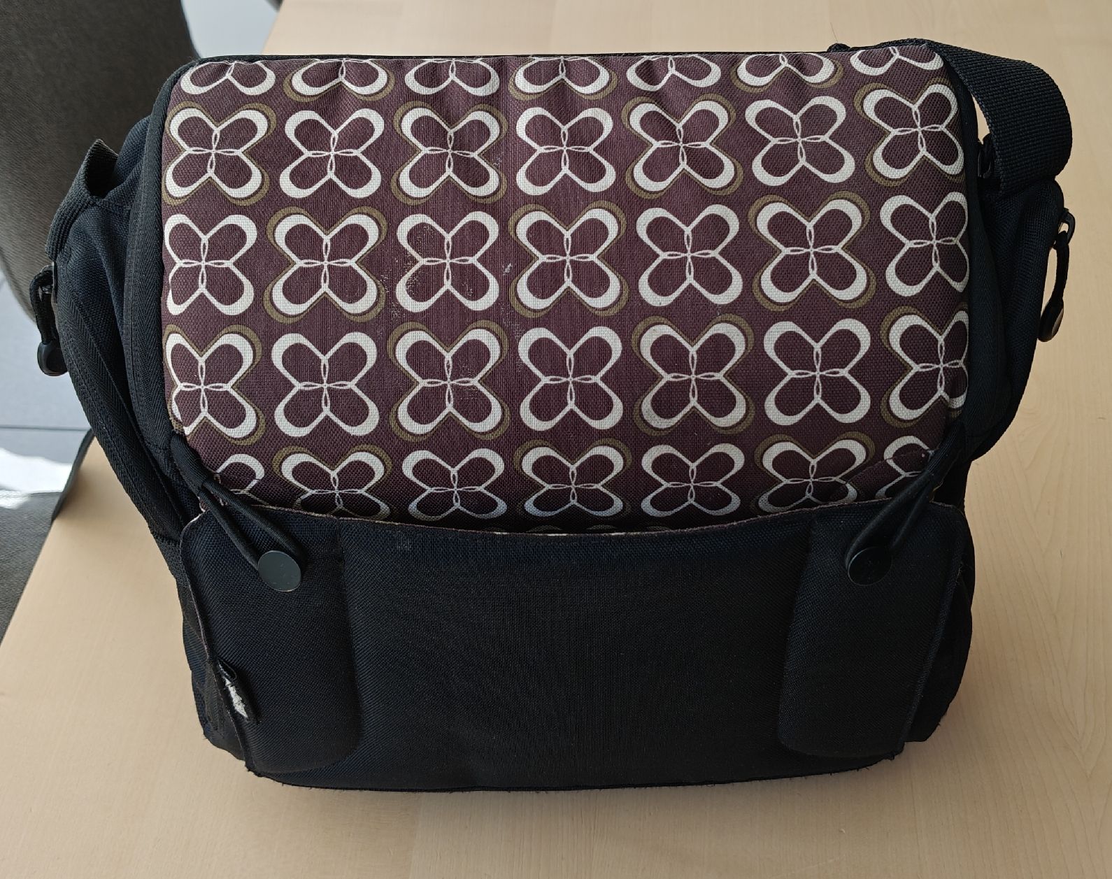 Hochstühle: Hoppop Wickeltasche Sitz Erhöhung – Gebraucht aus Zürich von danuzzo 1