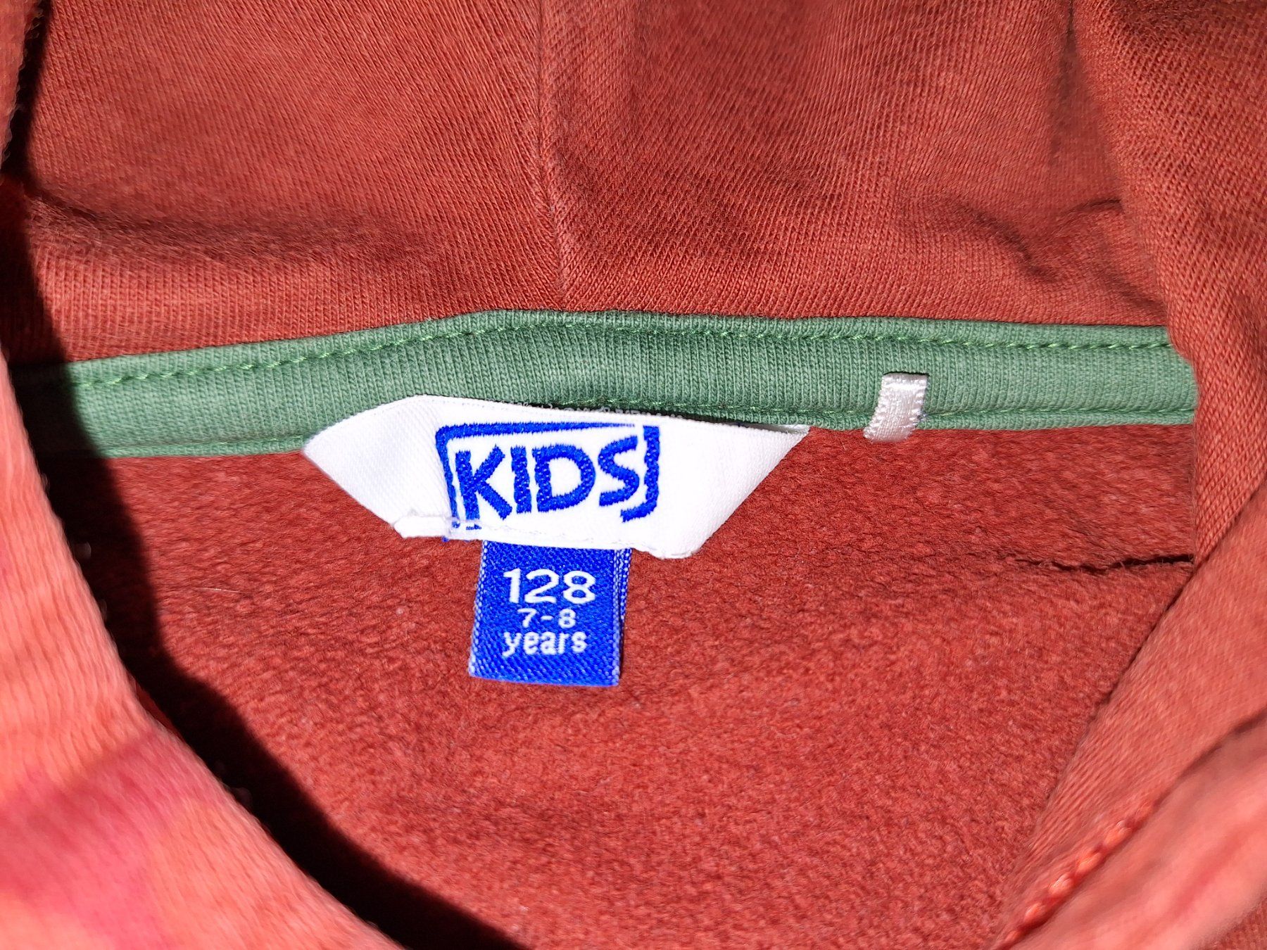 Pullover & Sweatshirts: Kapuzenpullover von Kids Gr. 128 – Gebraucht aus Oberrieden von  2
