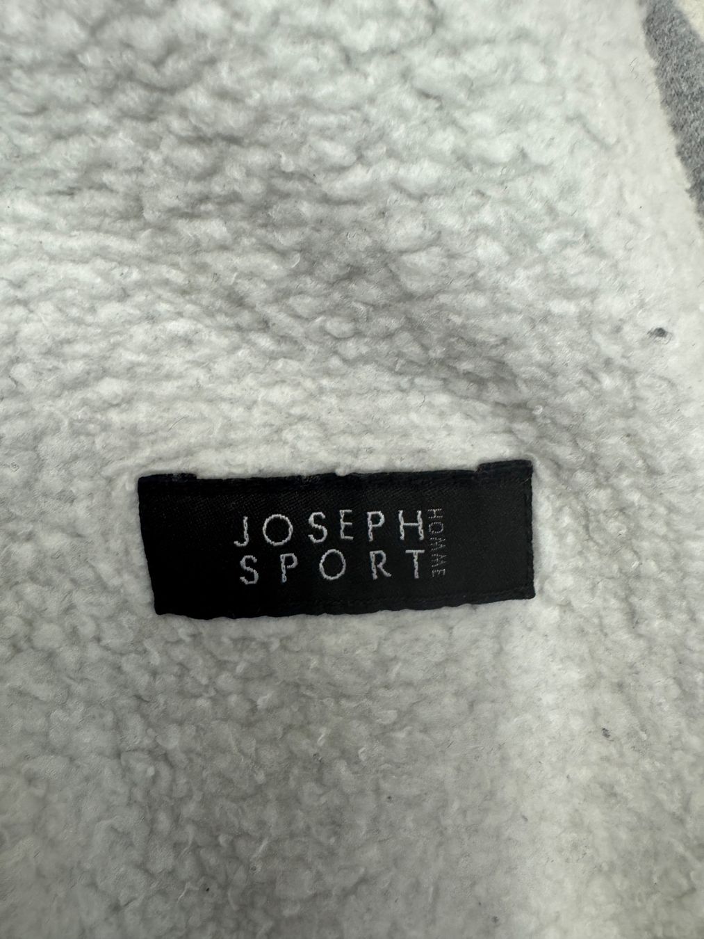 Jacken: Sweat gris poudré de la marque Joseph – Gebraucht aus giffers von sev_c9x9 4