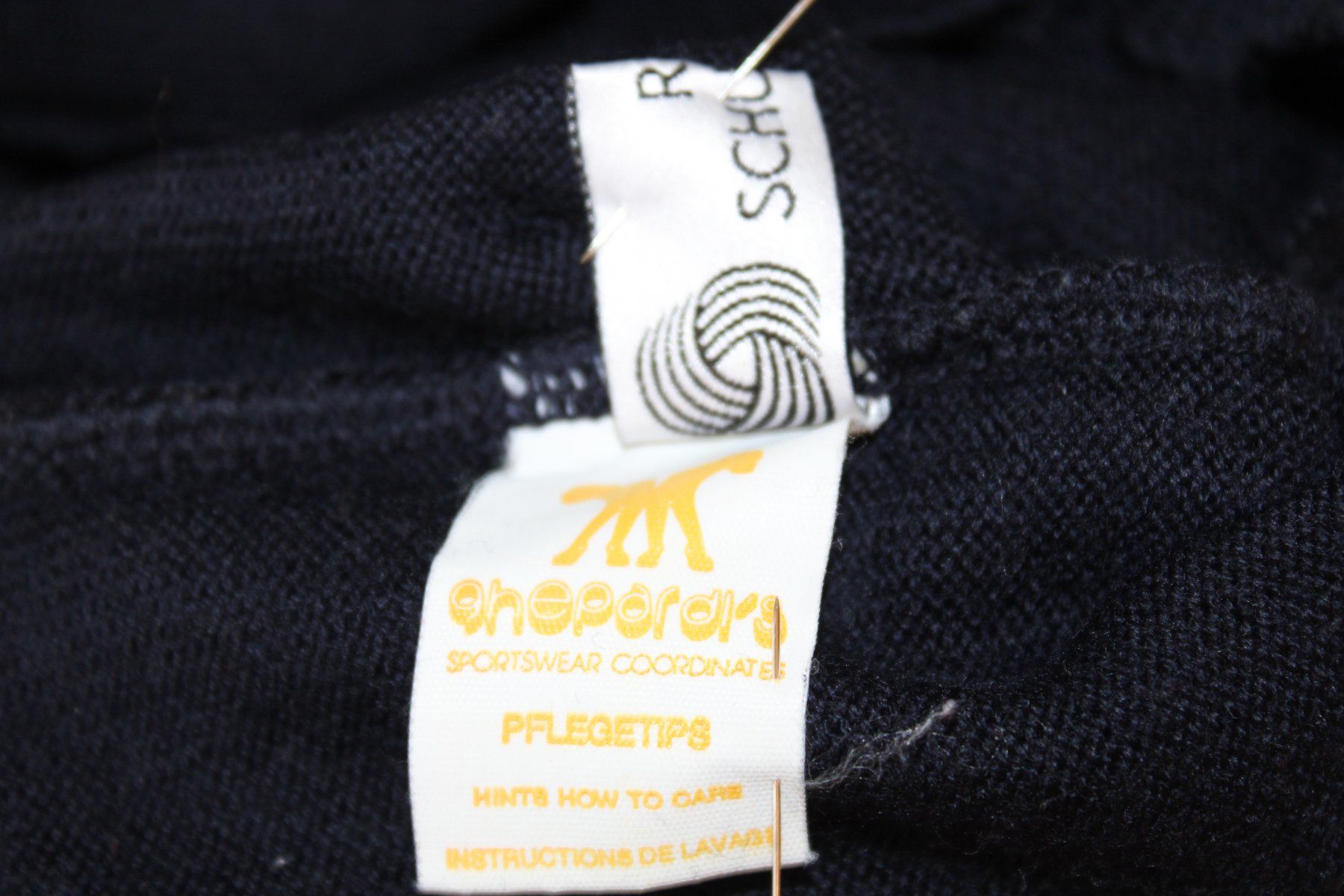 Maglioni & Felpe: Pullover von *GHEPARDI'S" – Usato da Schaan venduto da antikes_und_kurioses 5