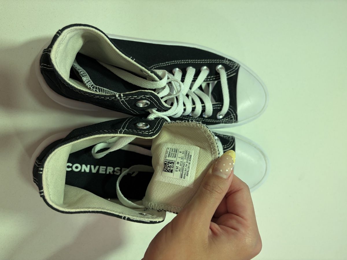 Converse Damenschuhe: Chunky Classic Converse – Gebraucht aus Zürich von lar_dw7h 3