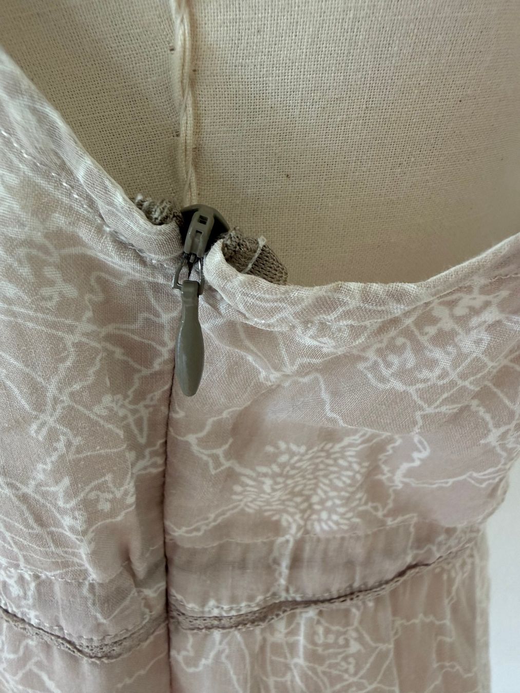 Nile Robes: Nile Kleid Grösse M – D'occasion à Kirchdorf AG par coco123 7