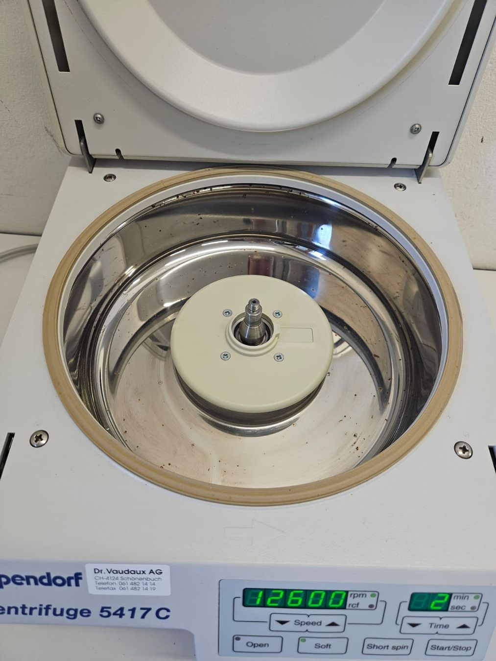 Laborzubehör: Eppendorf 5417C – Gebraucht aus Niederdorf von LeptonAG_Labor 6
