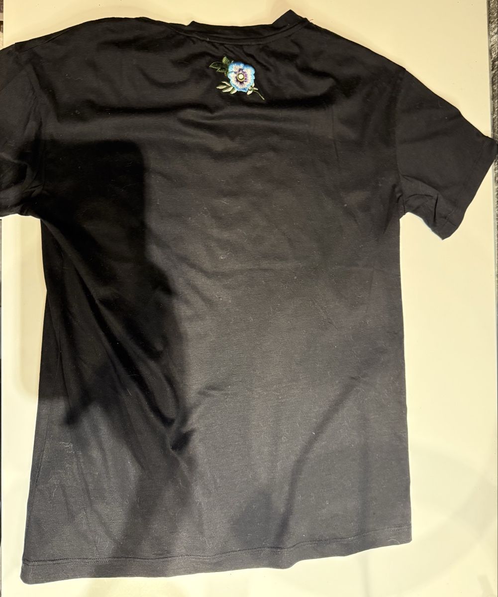 Gucci T-shirt: T-shirt Gucci Taille S – Nuovo (secondo la descrizione) da Schönried venduto da mae_hb92 2