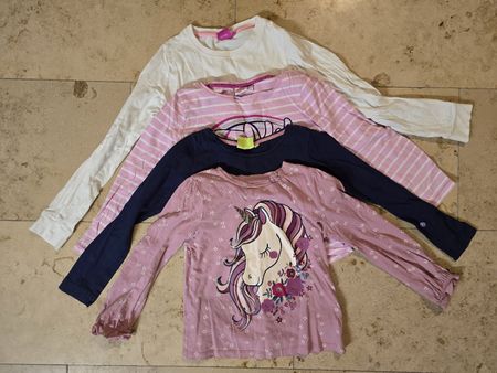 4er Set Mädchen Shirts LangarmGr. 122, C&A und andere