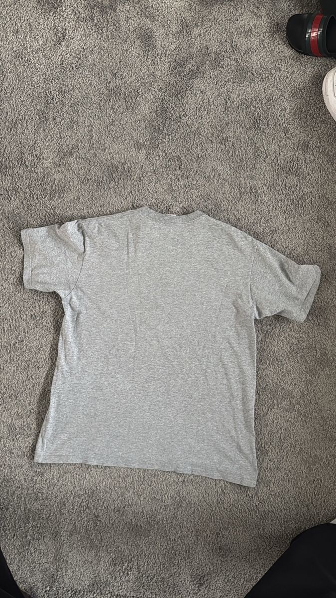 Supreme T-Shirts: Supreme Tshirt – Gebraucht aus Basel von uns_sfw6 2