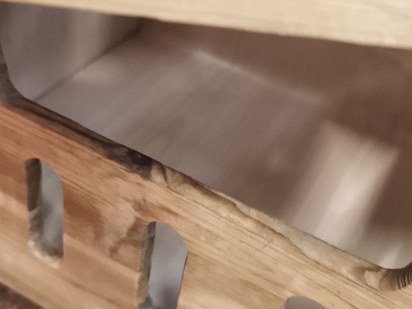 Autres décorations & accessoires: Holzkiste mit Rollen und Deckel(A26) – D'occasion à Künten par Schnaepplihuus 7