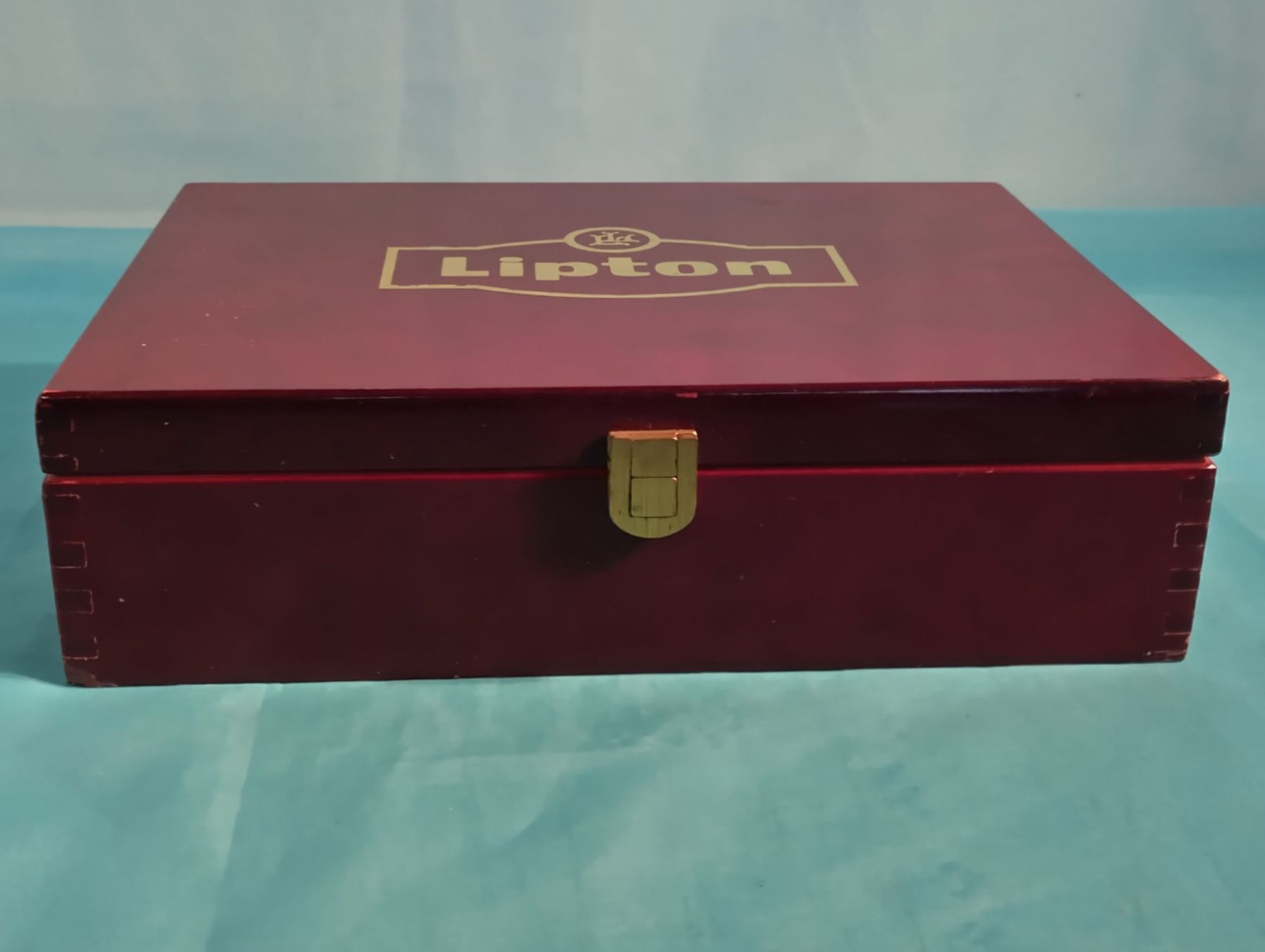Lipton Altro per la casa: Lipton Tee Box, Holz, 8 Fächer – Usato da Bellach venduto da JingleCherry 1