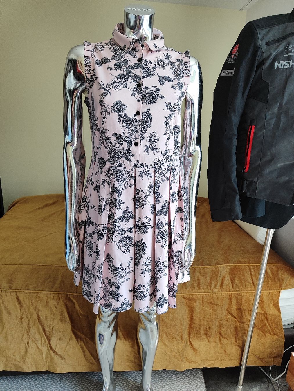 Vestiti: sommerkleid gr 38 – Usato da Langnau am Albis venduto da Judithsebi