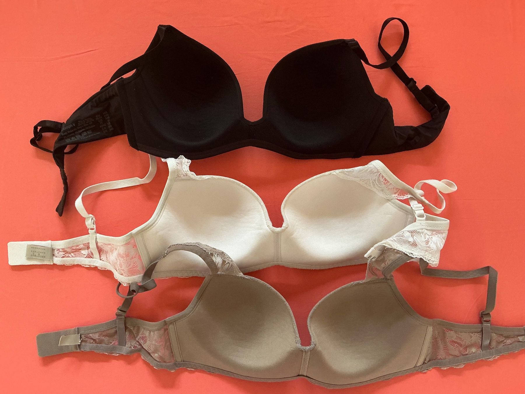 Triumph Altra biancheria intima: 3 Triumph BH, Gr. 75B – Usato da Cormondrèche venduto da fra_gn5t 1