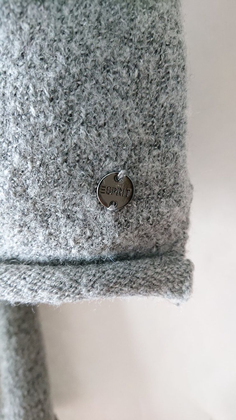Esprit Foulard & Sciarpe: Écharpe Esprit – Usato da Genève venduto da mar_2kgm 1