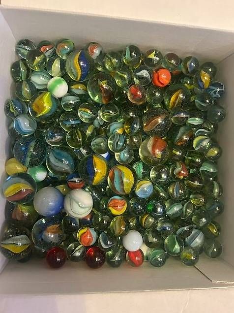 Billes: Billes agates  – D'occasion à Chézard-St-Martin par Famille.Richard